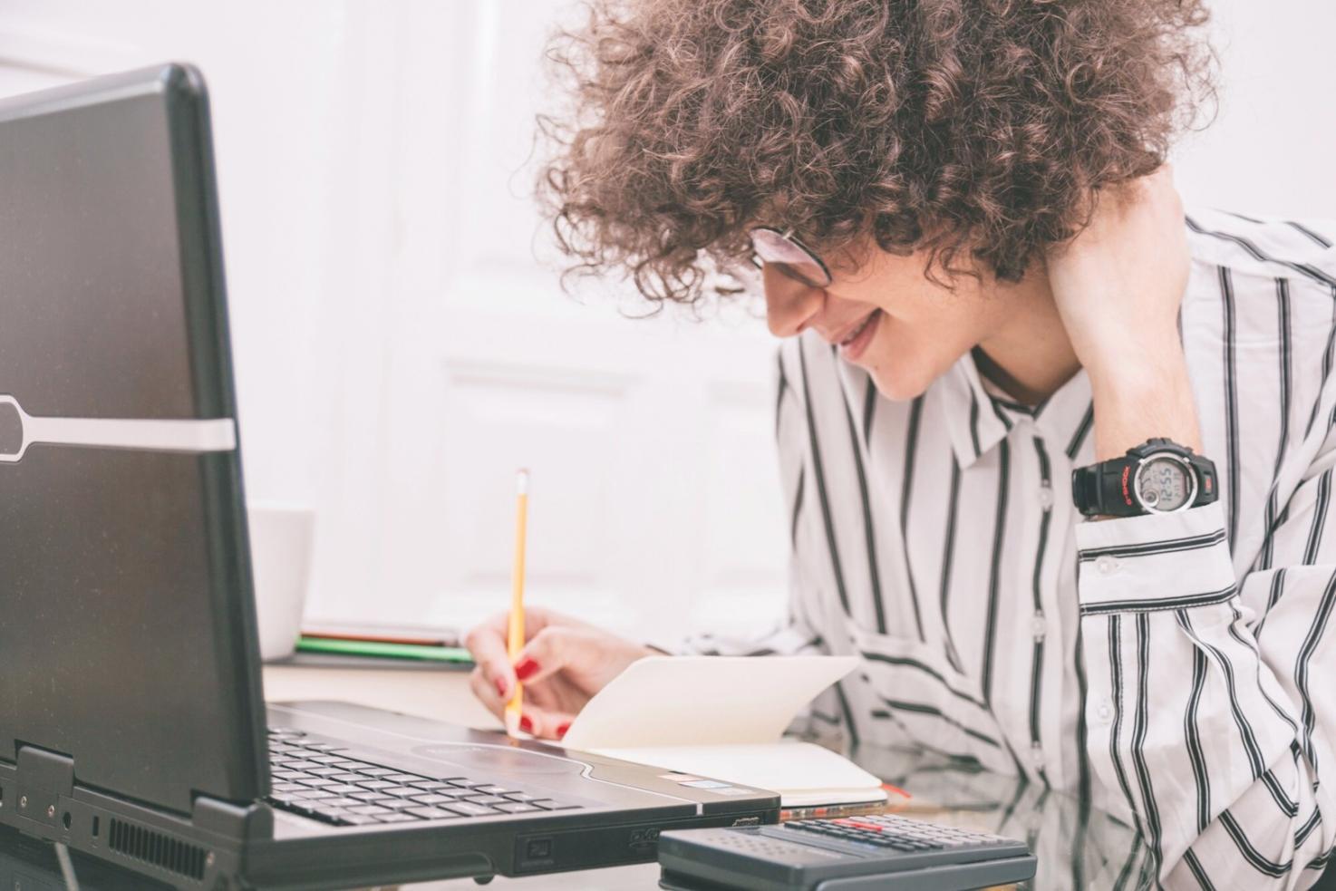 Planificación financiera semanal con resultados tangibles